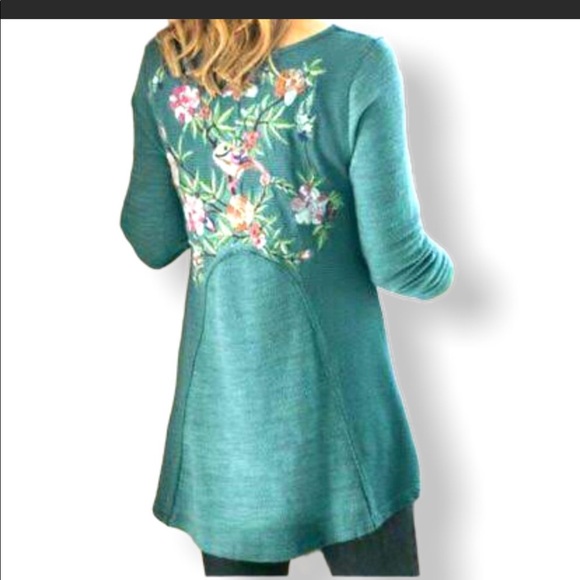 Soft Surroundings Tops - Soft Surroundings cowl front tunic with gorgeous embroidery on the back Medium